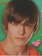 Zac Efron : TI4U_u1158620315.jpg