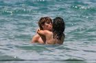 Zac Efron : TI4U_u1178155523.jpg