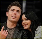 Zac Efron : TI4U_u1265309498.jpg