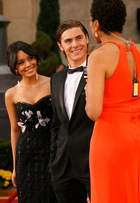 Zac Efron : TI4U_u1267823424.jpg