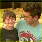 Zac Efron : TI4U_u1297990502.jpg