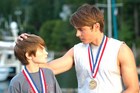 Zac Efron : TI4U_u1298413271.jpg