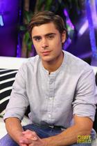 Zac Efron : zac-efron-1333572708.jpg