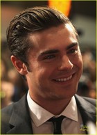 Zac Efron : zac-efron-1334171640.jpg