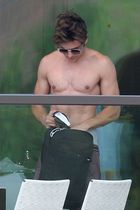 Zac Efron : zac-efron-1334340568.jpg