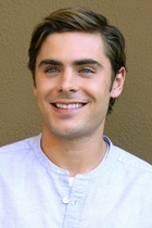 Zac Efron : zac-efron-1338706380.jpg