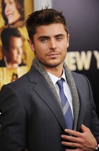 Zac Efron : zac-efron-1362302664.jpg