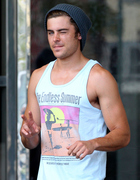 Zac Efron : zac-efron-1363236041.jpg