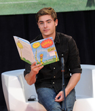 Zac Efron : zac-efron-1363236114.jpg