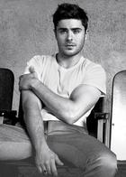 Zac Efron : zac-efron-1364259117.jpg