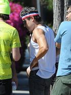 Zac Efron : zac-efron-1365742037.jpg