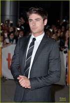 Zac Efron : zac-efron-1378605153.jpg