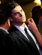 Zac Efron : zac-efron-1378660109.jpg