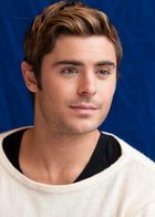 Zac Efron : zac-efron-1382637934.jpg