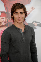 Zac Efron : zac-efron-1389406849.jpg