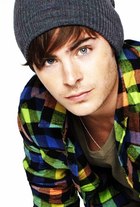 Zac Efron : zac-efron-1392225709.jpg