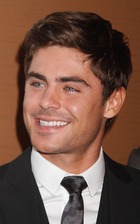 Zac Efron : zac-efron-1392908579.jpg