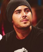 Zac Efron : zac-efron-1393277925.jpg