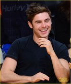 Zac Efron : zac-efron-1396792872.jpg