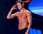 Zac Efron : zac-efron-1397770190.jpg