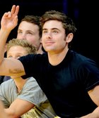 Zac Efron : zac-efron-1402266572.jpg