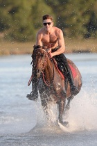 Zac Efron : zac-efron-1406727019.jpg