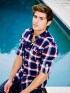 Zac Efron : zac-efron-1407514653.jpg