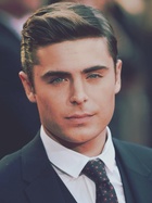 Zac Efron : zac-efron-1407527704.jpg