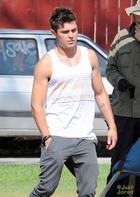 Zac Efron : zac-efron-1408745154.jpg