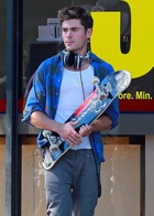 Zac Efron : zac-efron-1410021845.jpg