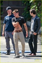 Zac Efron : zac-efron-1410399406.jpg
