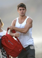 Zac Efron : zac-efron-1410527311.jpg