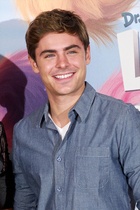 Zac Efron : zac-efron-1414430006.jpg