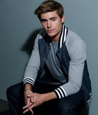 Zac Efron : zac-efron-1417211425.jpg