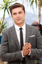 Zac Efron : zac-efron-1417211430.jpg