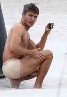 Zac Efron : zac-efron-1430250301.jpg