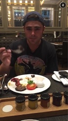 Zac Efron : zac-efron-1439332201.jpg