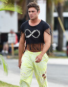 Zac Efron : zac-efron-1451356477.jpg