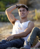 Zac Efron : zac-efron-1451363037.jpg