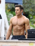 Zac Efron : zac-efron-1457657689.jpg