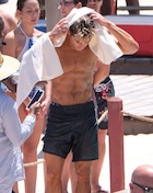 Zac Efron : zac-efron-1462010401.jpg