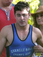 Zac Efron : zac-efron-1467004385.jpg