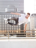 Zac Efron : zac-efron-1488621601.jpg