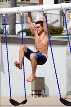 Zac Efron : zac-efron-1530064847.jpg