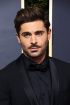 Zac Efron : zac-efron-1636398654.jpg