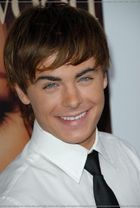 Zac Efron : zac_efron_1177433498.jpg