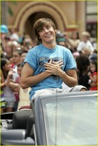 Zac Efron : zac_efron_1187540337.jpg