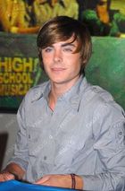 Zac Efron : zac_efron_1189530034.jpg