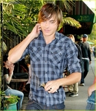 Zac Efron : zac_efron_1192742687.jpg