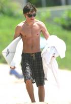 Zac Efron : zac_efron_1199076647.jpg